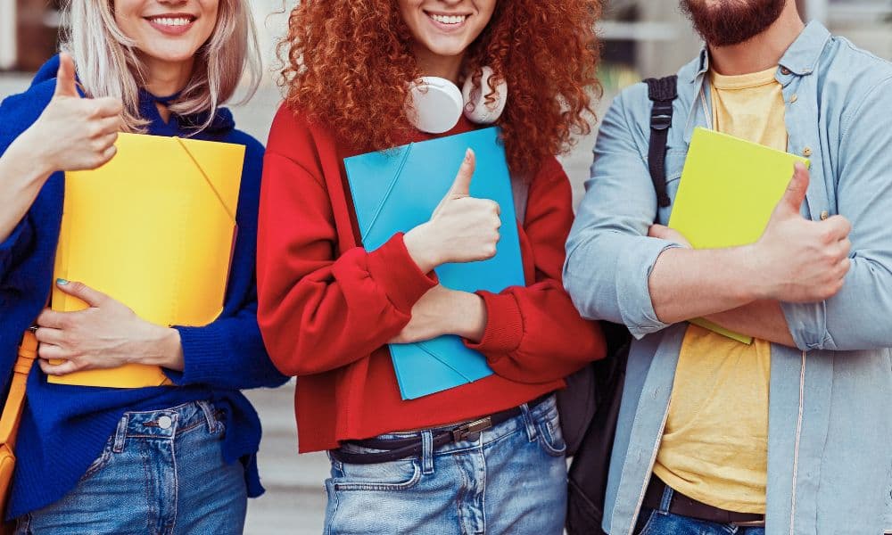 5 Tips To Help Student College Applications Stand Out