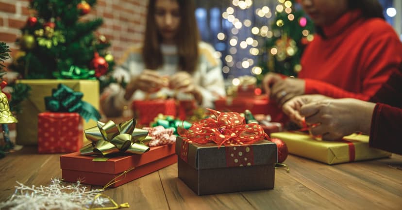 Seasonal Campaign Ideas for Fundraising During Holidays